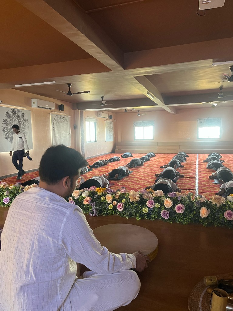 Shubham facilitating a large corporate sound immersion